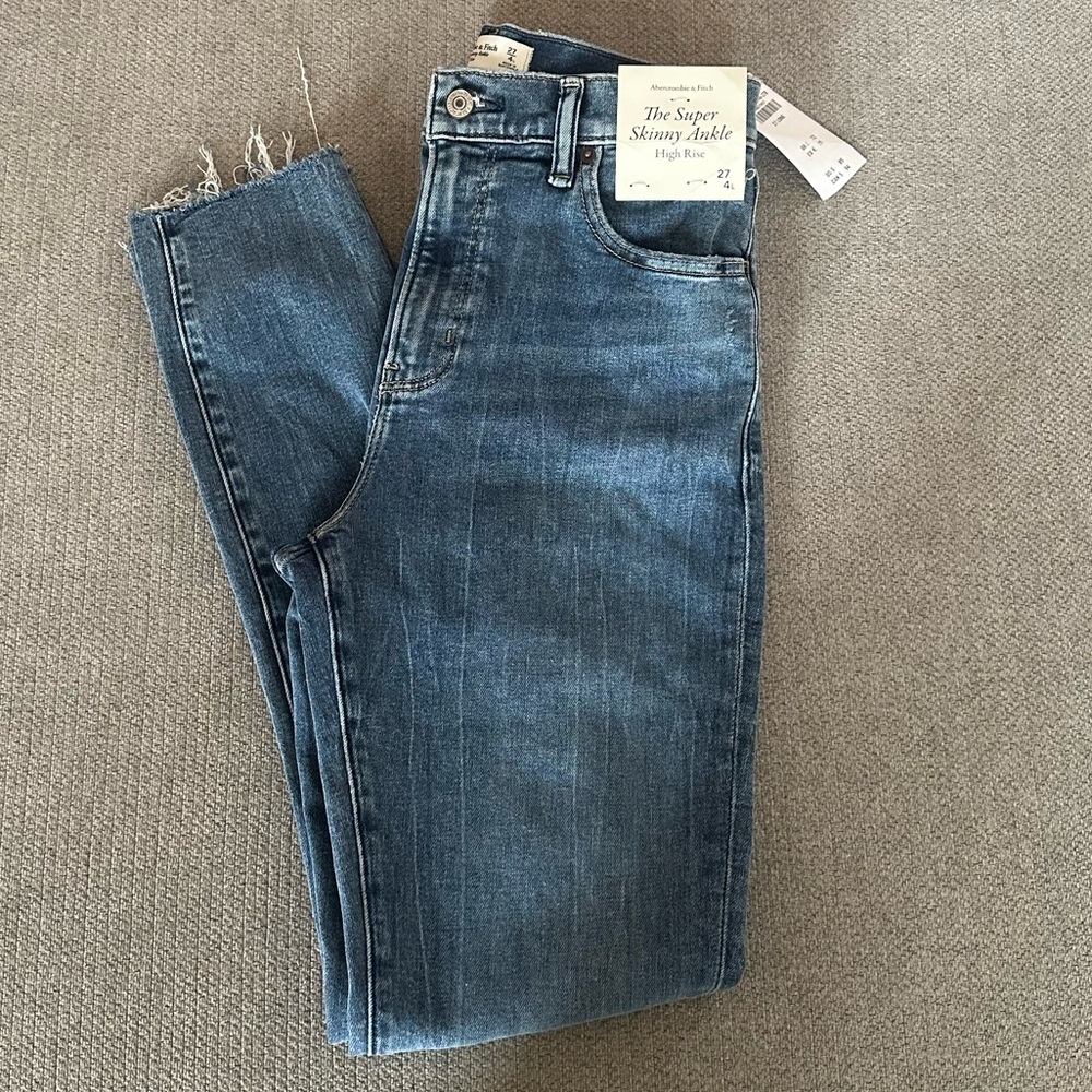 Abercrombie & Fitch Super Skinny Ankle Jeans - Blue
